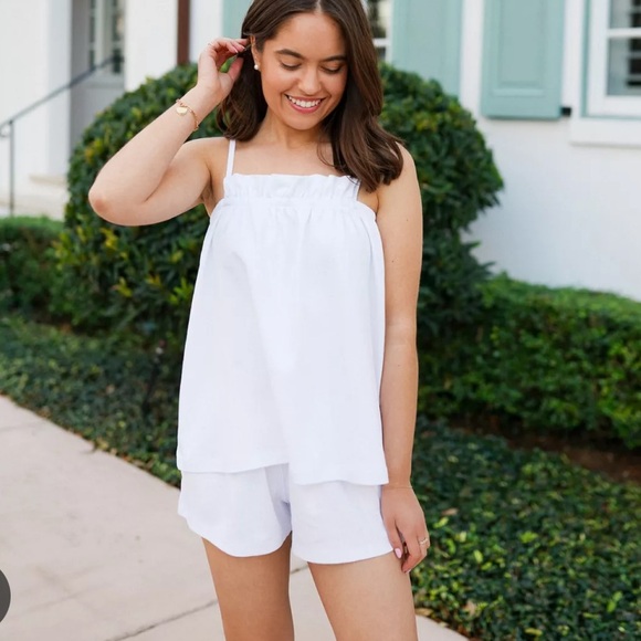 Lake Pima Ruffle Short Set White - Picture 1 of 4